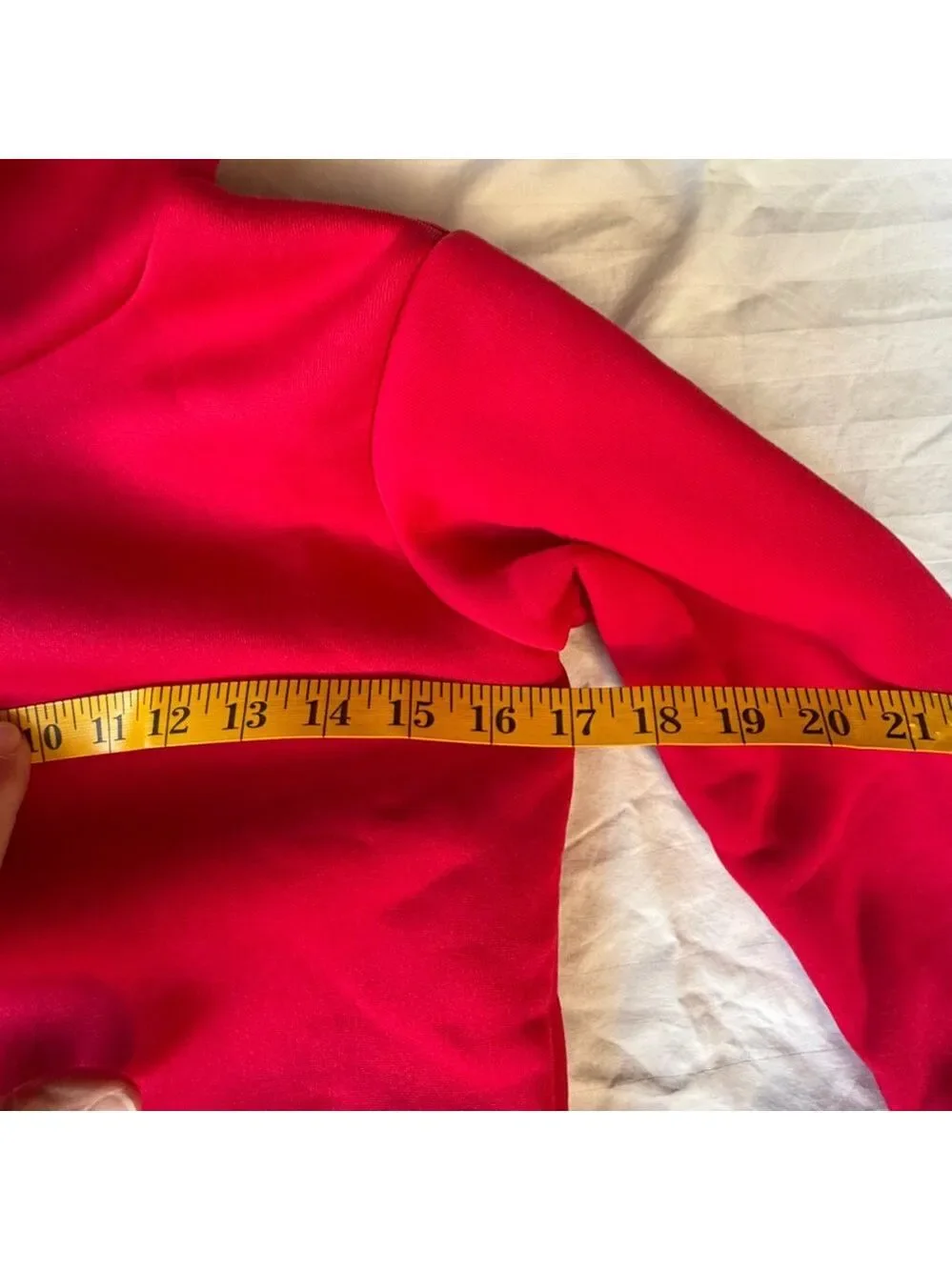 Youth Two Piece Black and Red Sweatsuit Size 140 aka 10/12 #260370